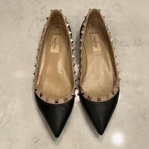 Valentino Black Rockstud Flats size 38.5